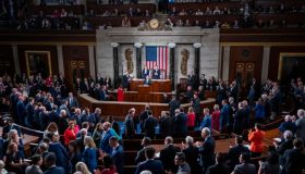 Aiuti all’Ucraina, la Camera Usa approva: 61 miliardi di dollari a Kiev