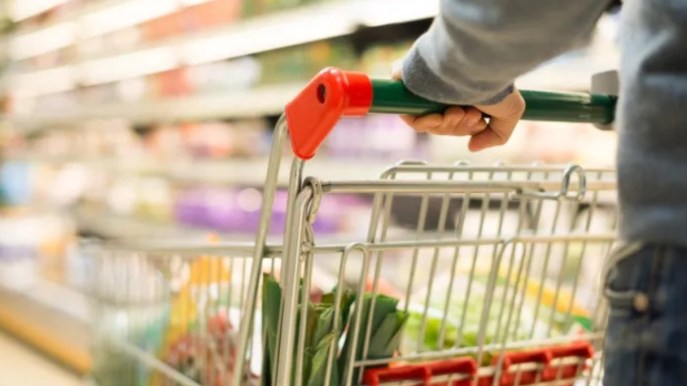 Richiamo alimentare per un altro salame, torna il rischio salmonella