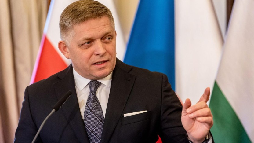 Chi è Robert Fico, il premier slovacco colpito da tre colpi di pistola