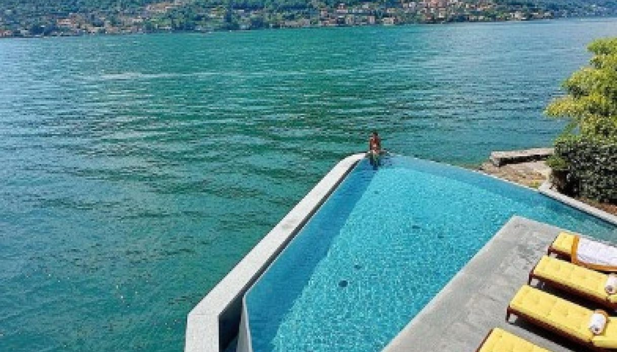 Chiara Ferragni e Fedez, la villa sul lago di Como in vendita: quanto vale