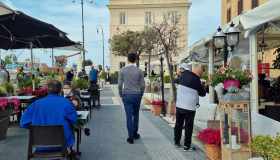 Dehors strutturali nel Ddl Concorrenza, attacco di Codacons alla proposta del ministro Urso