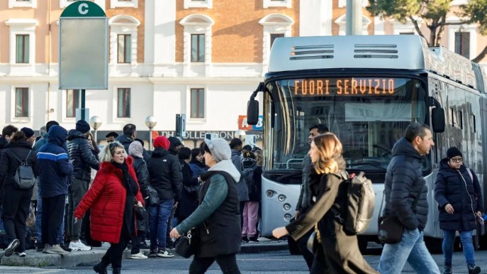 Sciopero 6 maggio 2024, trasporto pubblico locale fra stop e disagi: orari e modalità