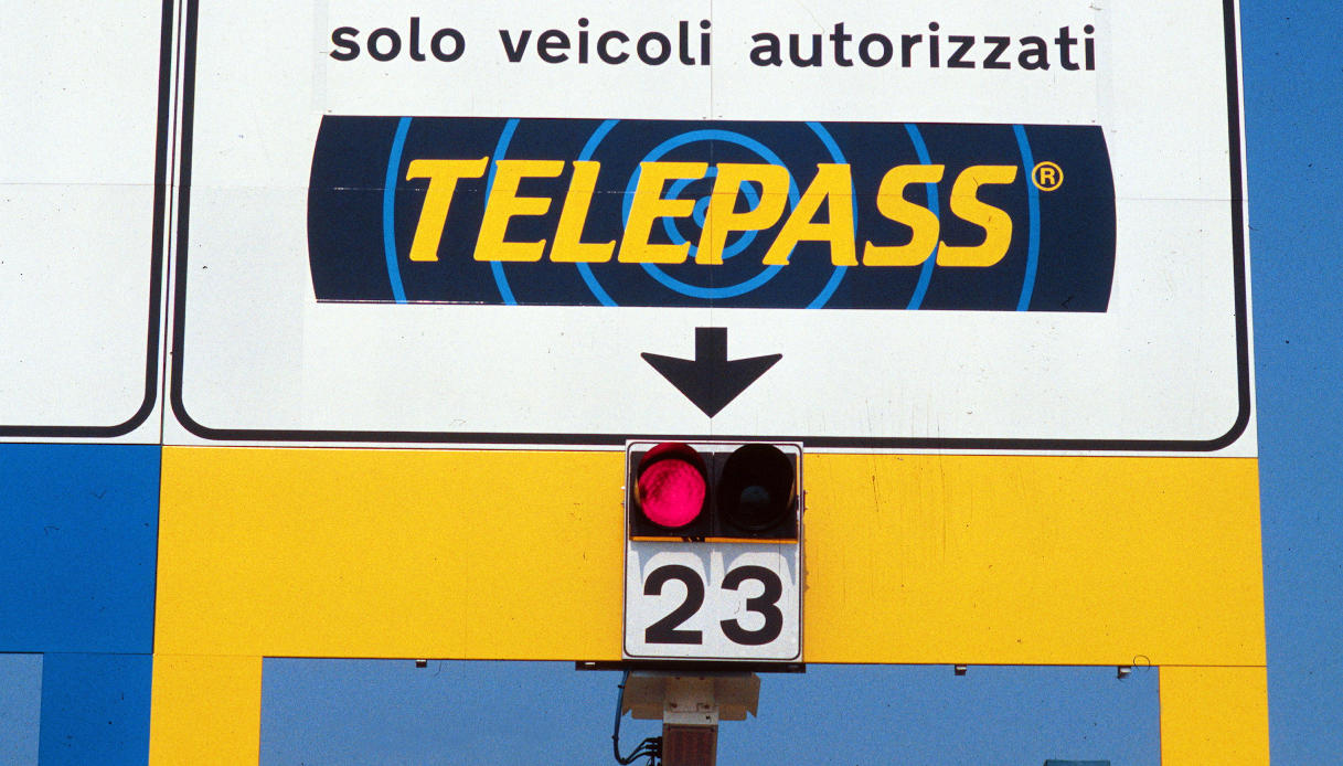 Telepass gratis per 1 anno con una telefonata: quanto c’è di vero