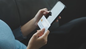 Truffa sms Agenzia delle Entrate, come riconoscere lo smishing