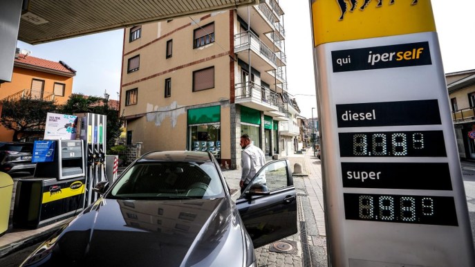 Riforma dei benzinai in arrivo, addio al 20% delle stazioni di servizio: tutte le novità