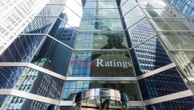 Fitch conferma rating Italia ma avverte: serviranno misure compensazione