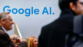 Google AI Overview consiglia di mettere la colla sulla pizza: i problemi della nuova ricerca