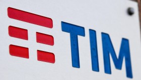 Tim riduce perdita nel primo trimestre ma titolo va giù in Borsa