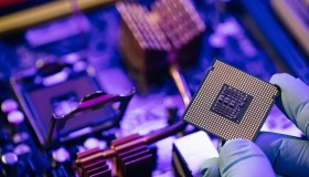 Chip, dall’Ue in arrivo due miliardi di euro per la STMicroelectronics di Catania