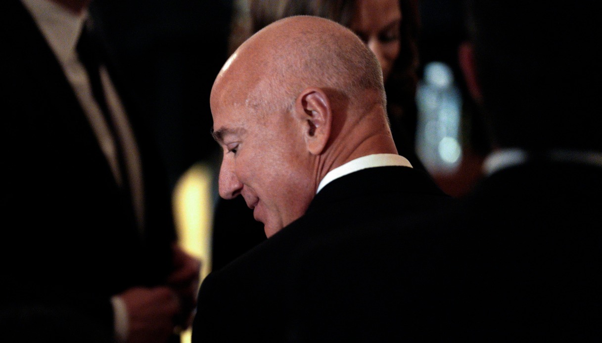 Miliardari sempre più ricchi, il patrimonio aumenta del 13%: la classifica