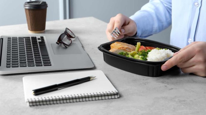 Microplastiche negli alimenti, occorre fare attenzione anche alle comode “schiscette”