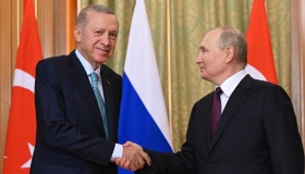 Turchia “hub” russo: maschera il petrolio di Mosca per venderlo all’Ue