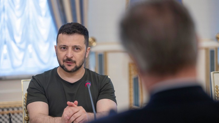 La Russia prepara sabotaggi in Europa e i creditori dell’Ucraina battono cassa