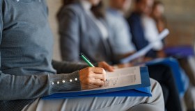 Concorso Inps, lavoro a tempo indeterminato: requisiti e come fare domanda