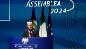 Confcommercio, da Sangalli l’allarme: “In 11 anni chiuso fino a 1 negozio su 4”