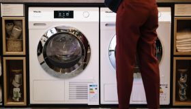 Miele taglia 1.300 posti di lavoro, continua la crisi per il re degli elettrodomestici