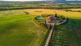 Yeldo punta sulle case di lusso in Italia e avvia un progetto su sei ville in Toscana