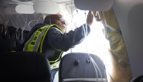 Boeing crisi senza fine, 58 miliardi di debito e rating a rischio “spazzatura”