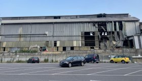 Bolzano, violenta esplosione in una fabbrica di alluminio: cosa rischia l’azienda