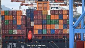 Fatturato di industria e servizi in crescita ad aprile ma peggiora l’export