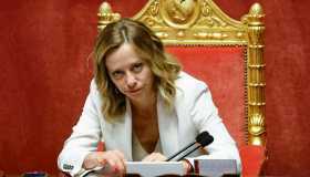 Giorgia Meloni, la nuova villa con piscina da un milione di euro: “È tutto in regola”