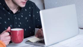 Phishing, Agenzia delle Entrate mette in guardia contro la mail sulle criptovalute: la nuova truffa