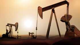 Petrolio vola su tensioni Russia-Ucraina: le prospettive