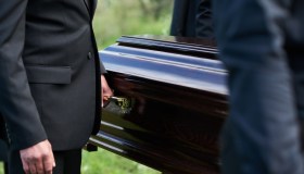 Spese funebri nel Modello 730, i requisiti per poterle portare in detrazione