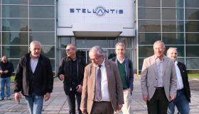Stellantis, i dubbi dei sindacati sul nuovo piano: promesse irrealizzabili?