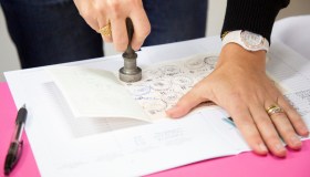 Come rinnovare la tessera elettorale per le elezioni europee e amministrative dell’8-9 giugno