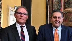 Inchiesta Liguria, oggi la mozione di sfiducia contro Toti. Signorini resta in carcere