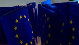 L’Ue discute di Chat Control 2.0, la legge sulla sorveglianza di massa dei messaggi