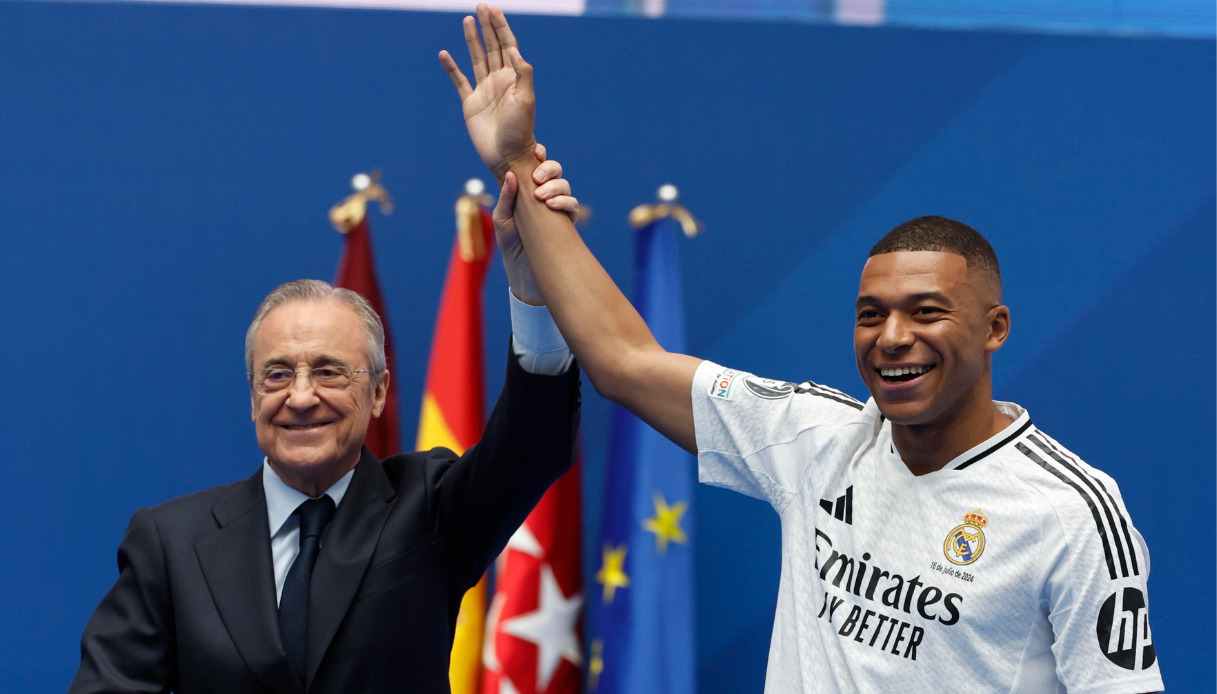 Kylian Mbappé al Real Madrid, al Bernabeu presentazione galattica come il contratto: quanto guadagna