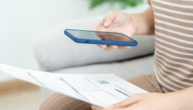 Pagamenti digitali, la PA guida la rivoluzione in Italia: cedono anche i “Boomer”