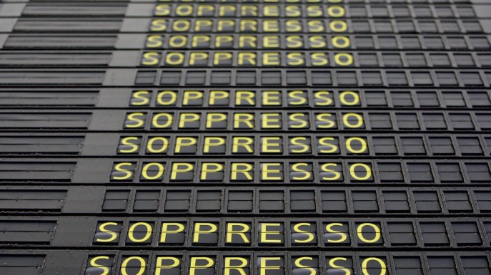 Sciopero trasporti dal 19 al 31 luglio, Napoli e Bergamo in allarme