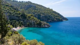 Vacanze agosto 2024, dove andare: le mete più economiche last minute