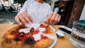Come aprire una pizzeria tradizionale, al taglio e da asporto