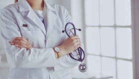 Gender health gap, anche in medicina c’è disparità: sprecati 1.000 miliardi l’anno