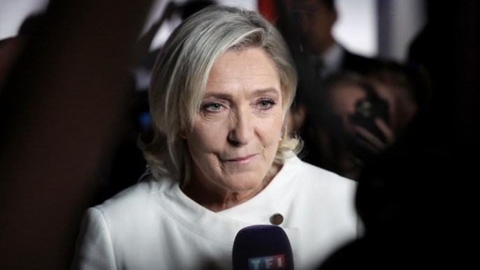 Marine Le Pen indagata per finanziamenti illeciti alla campagna delle elezioni in Francia