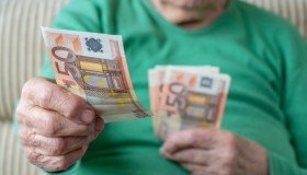 Pensioni, in arrivo il taglio sull’uscita anticipata