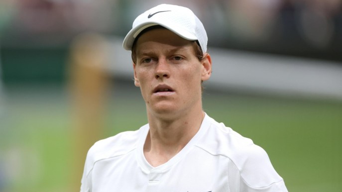 Jannik Sinner si ritira dalle Olimpiadi: tra sponsor e premi, quanto perde il tennista