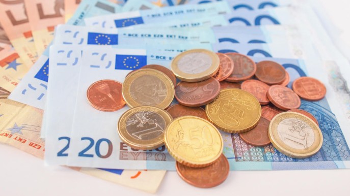 Crescita degli stipendi in Italia, la classifica dei settori con gli aumenti maggiori