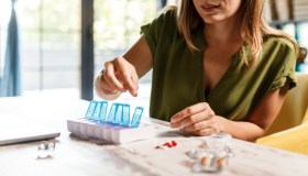 Estate, farmaci a rischio: gli errori da non fare a casa o in vacanza