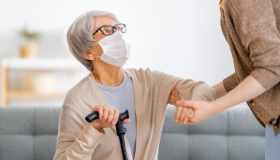 Contributi lavoratori domestici, agli eredi spettano le deduzioni e le detrazioni nel Modello 730