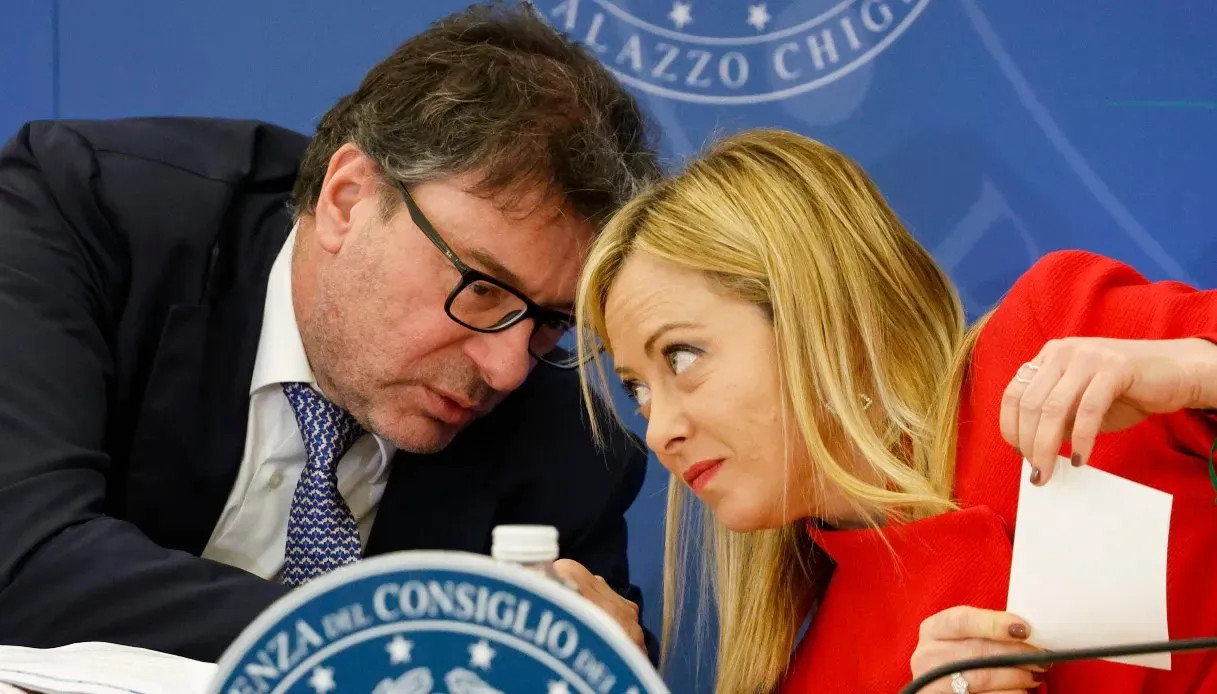 Pensioni 2025, cosa cambia e per chi: incentivi per chi resta e spinta verso la previdenza privata