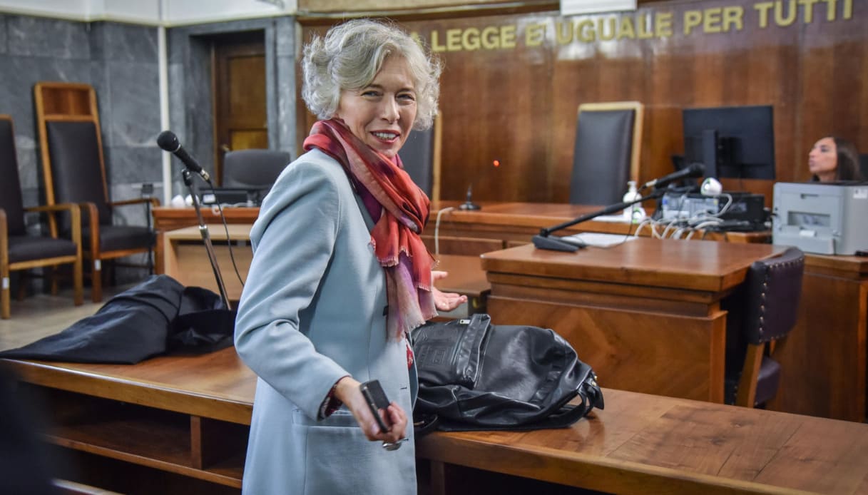 Irene Pivetti condannata per evasione fiscale e riciclaggio: Ferrari vendute per finta