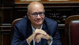 Buono Scuola per le private, la proposta del ministro Valditara: come lo si ottiene