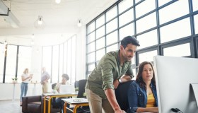 I lavori più richiesti nei prossimi 5 anni: la laurea serve meno del diploma