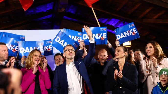 Elezioni in Austria, Kickl con l’Fpo: l’estrema destra stravince