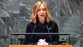 Sondaggi politici positivi per Giorgia Meloni, ma i referendum minacciano il Governo